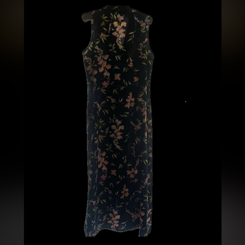 Black Collared Button Up Floral Maxi Dress 🌷🪻